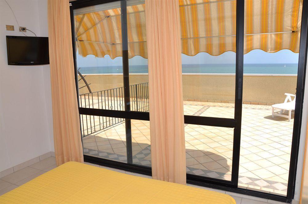 Hotel Teti Bellaria-Igea Marina Exterior photo